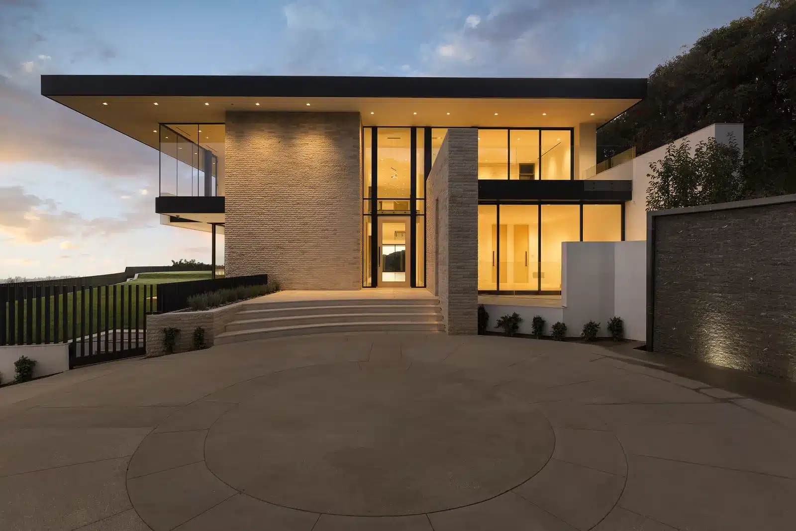 Lacw hardscape luxury outdoor hardscape residential bel air driveway H 01.